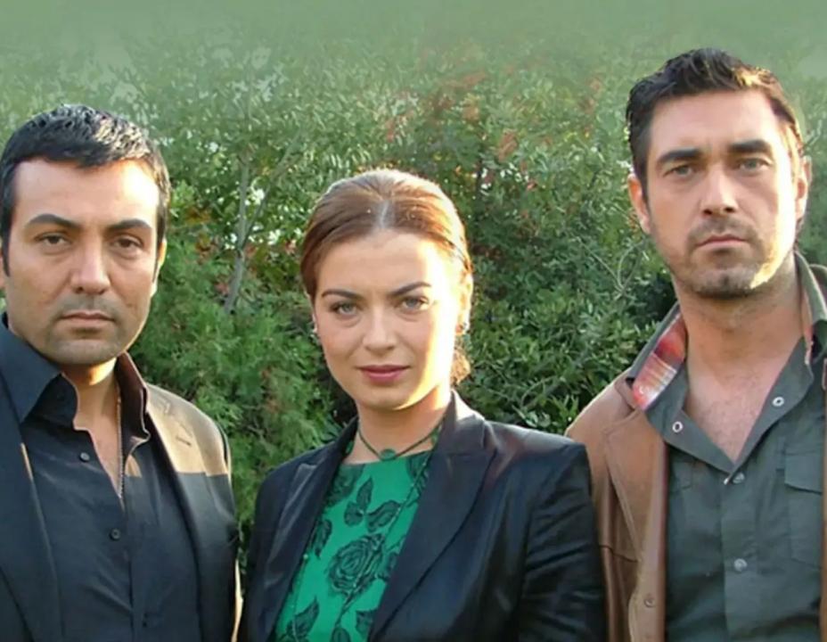 شاهد مسلسل وتمضي الايام الحلقة 78 مدبلجة للعربية HD