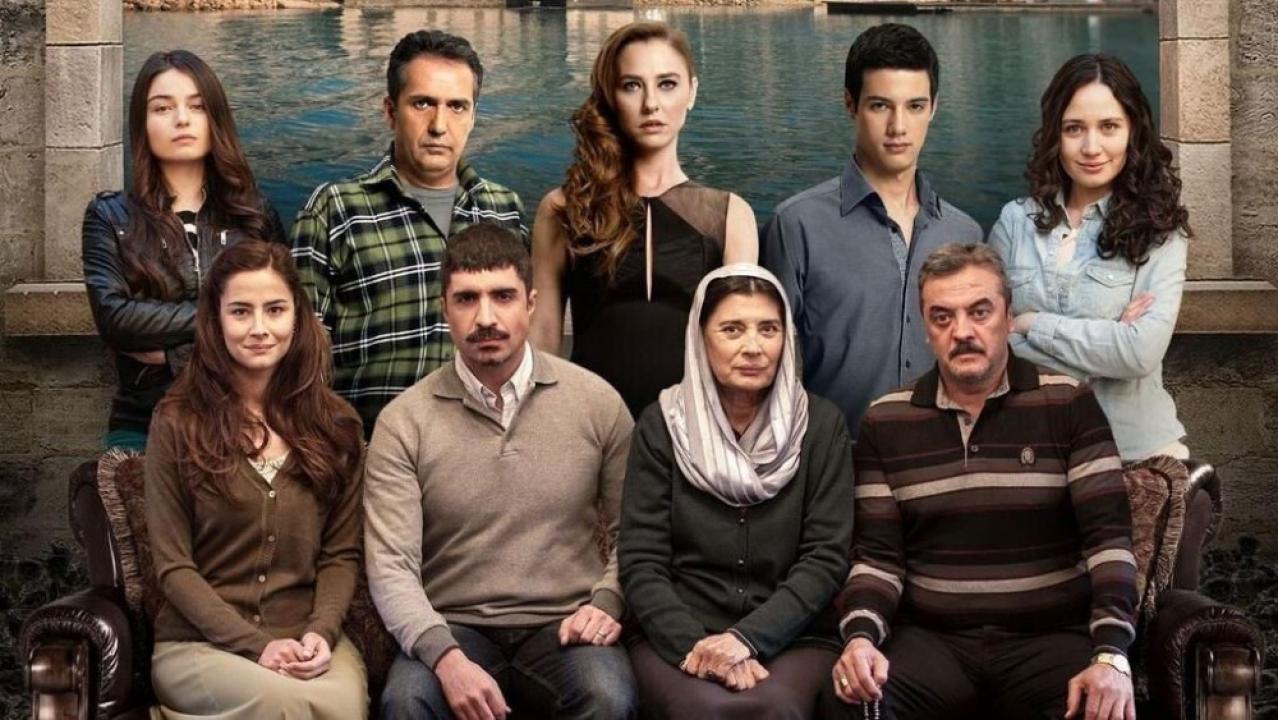 شاهد مسلسل ورد وشوك الموسم الاول الحلقة 57 مدبلجة للعربية HD